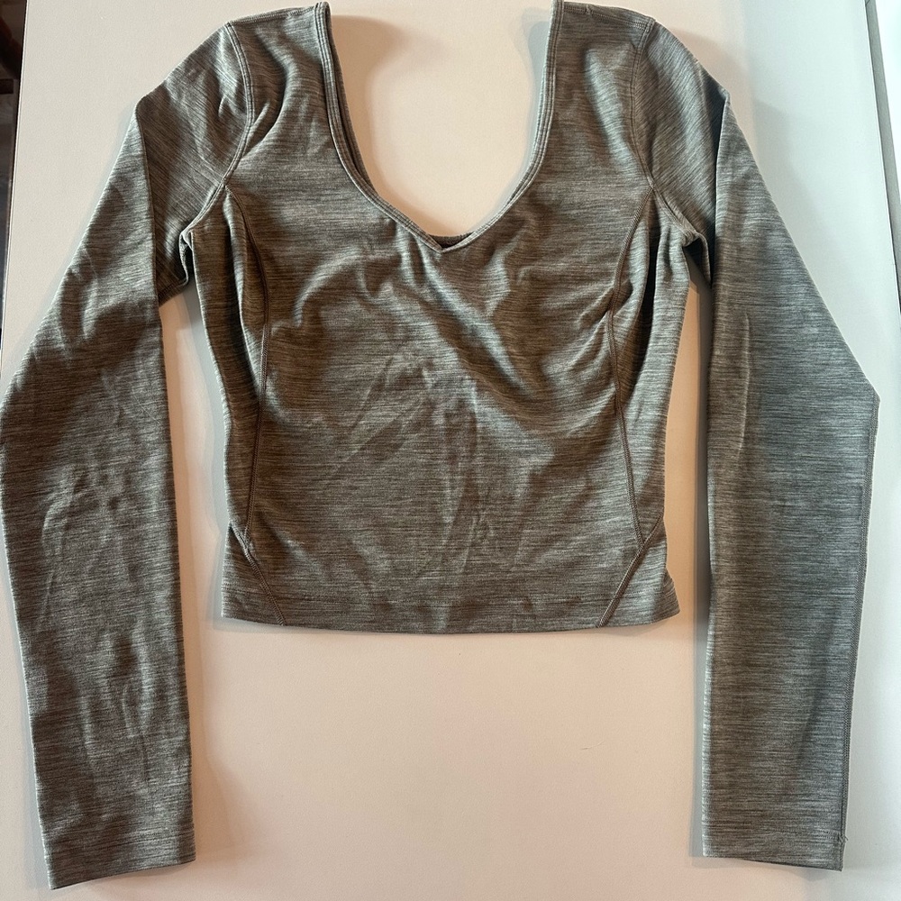 lululemon long sleeve shirt